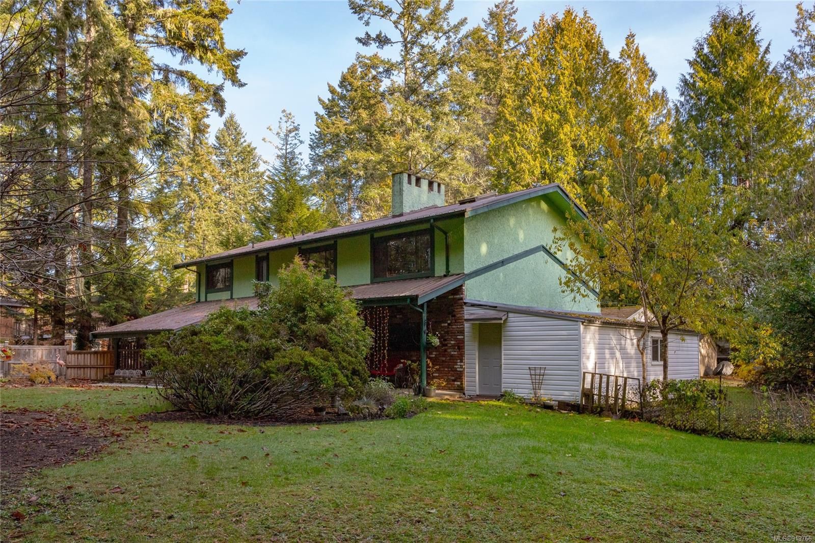 I have sold a property at 2005 Idlemore Rd in Sooke
